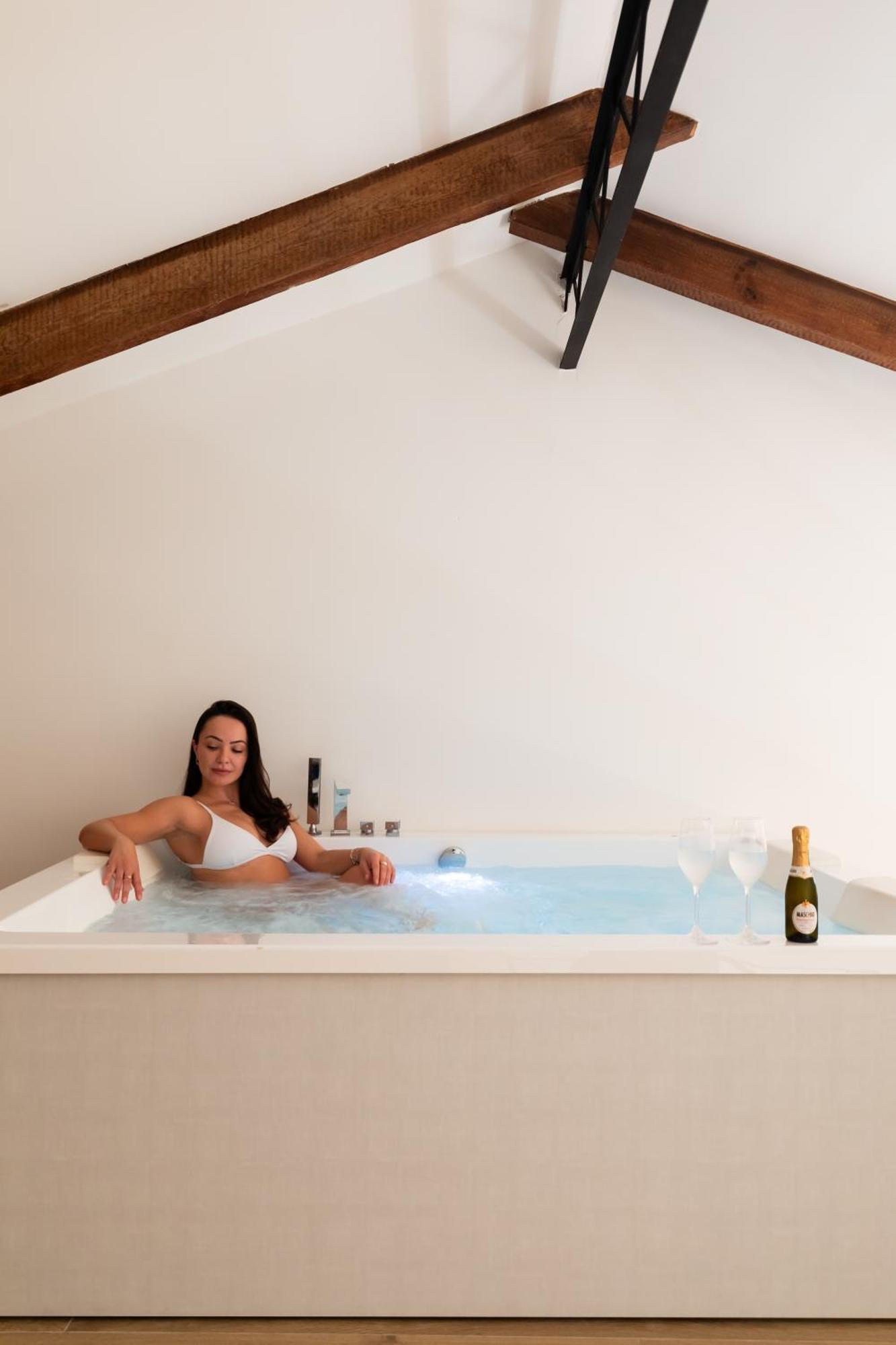 Yourhome - Lidia & Guest house