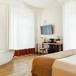 Yourhome - Lidia Rooms & Suites